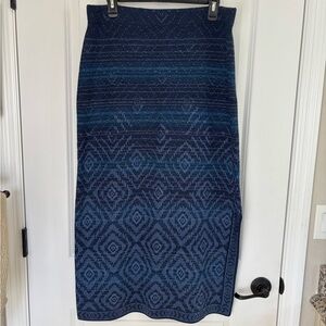 Pendleton 100% Merino Wool Blue Pattered Pull-On Maxi Skirt w/14” Side Slit